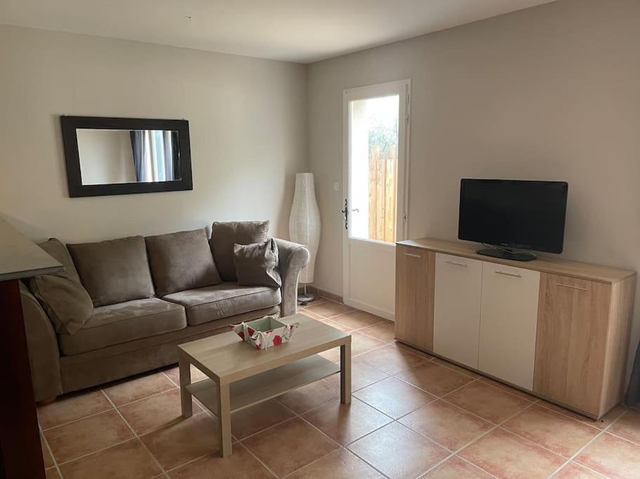 Chez Laura Pres Du Pont D'Arc Villa Salavas Ngoại thất bức ảnh